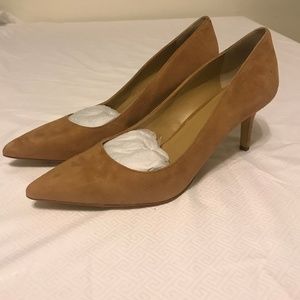 Ann Taylor Cynthia Nude Suede Pump